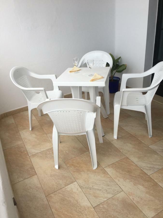 Apartment Golden Costa Teguise Exterior photo